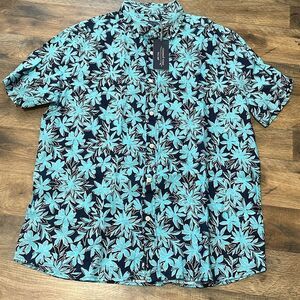 Vineyard Vines linen short sleeve button down shirt size medium